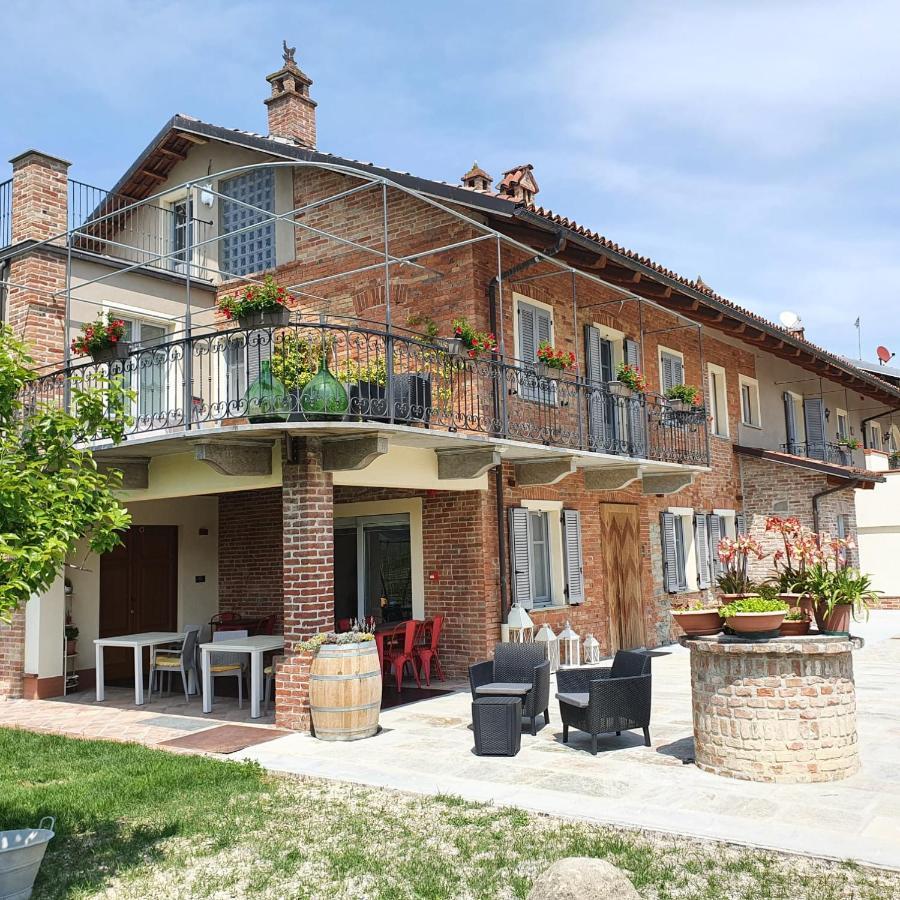 Agriturismo Cascina Sciulun Monforte D'Alba Ngoại thất bức ảnh